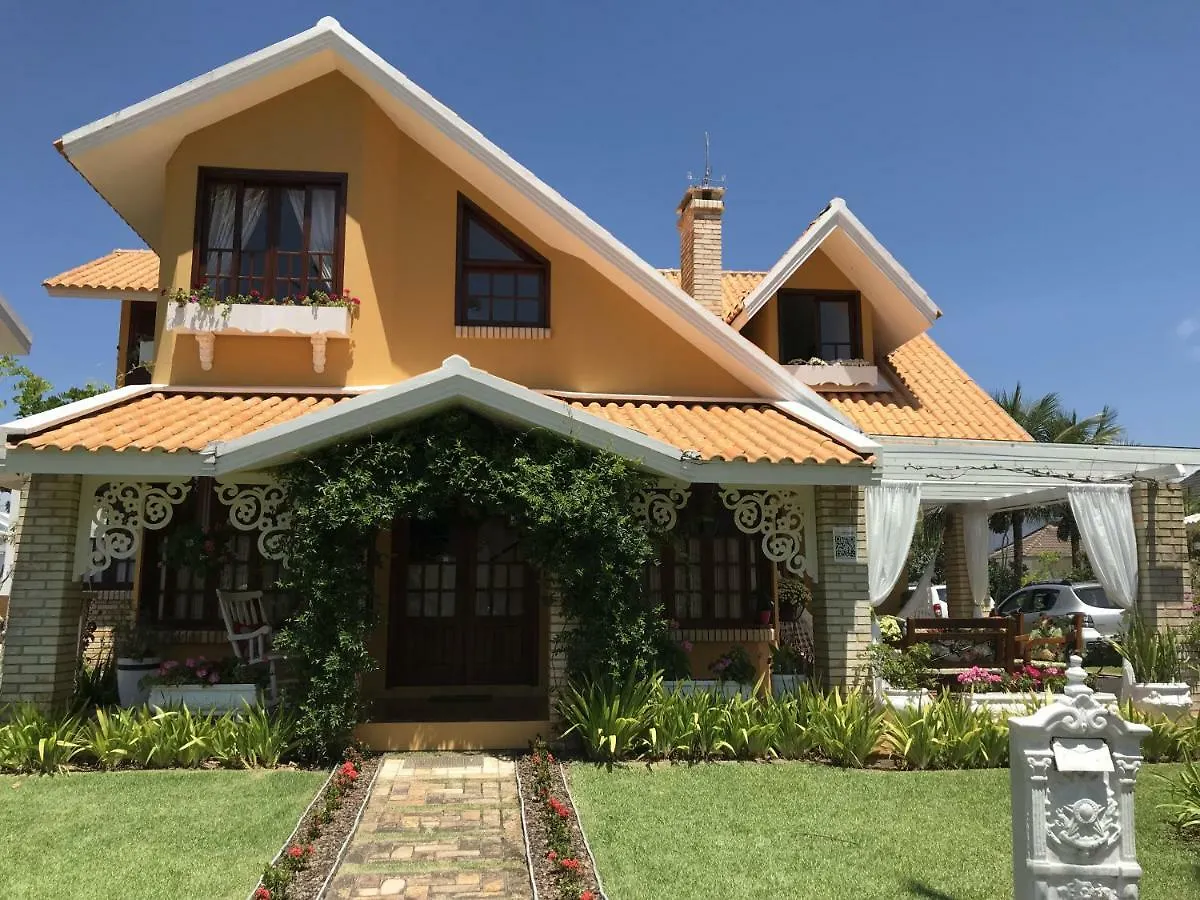 Vanika's Beach Mansion Florianópolis Ferienhaus